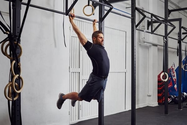kipping pull up crossfit